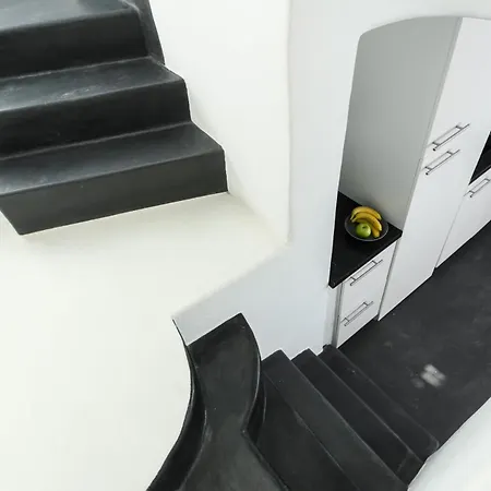 The Luna With Private Jacuzzi Apartment